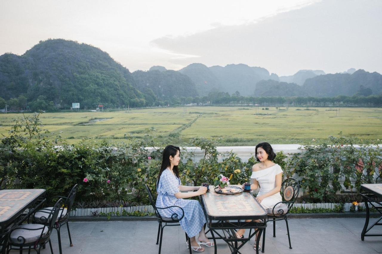 Liberty Hall Tam Coc Hotel & Villa Ninh Binh Exterior photo